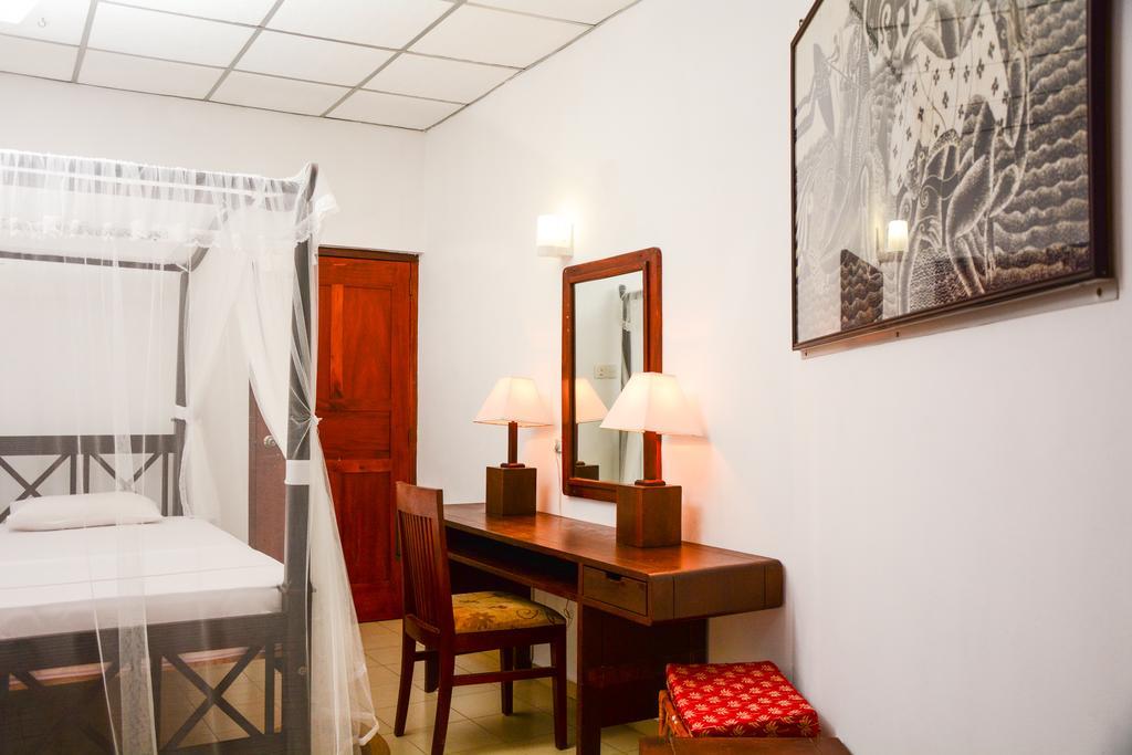 Ykd Tourist Rest Hikkaduwa Hotel Eksteriør billede