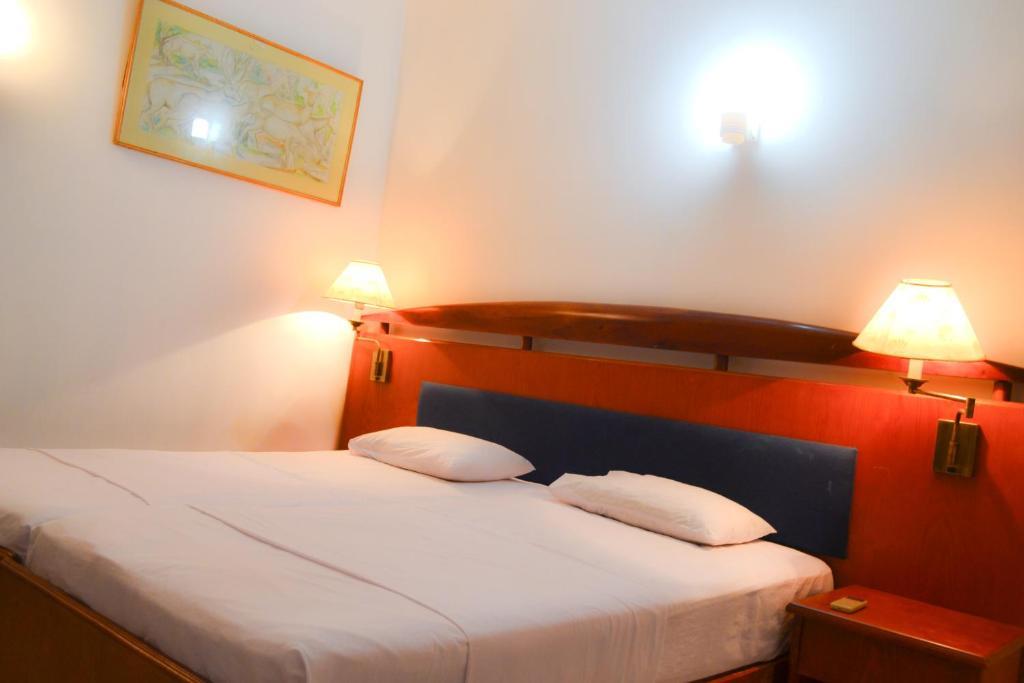 Ykd Tourist Rest Hikkaduwa Hotel Værelse billede