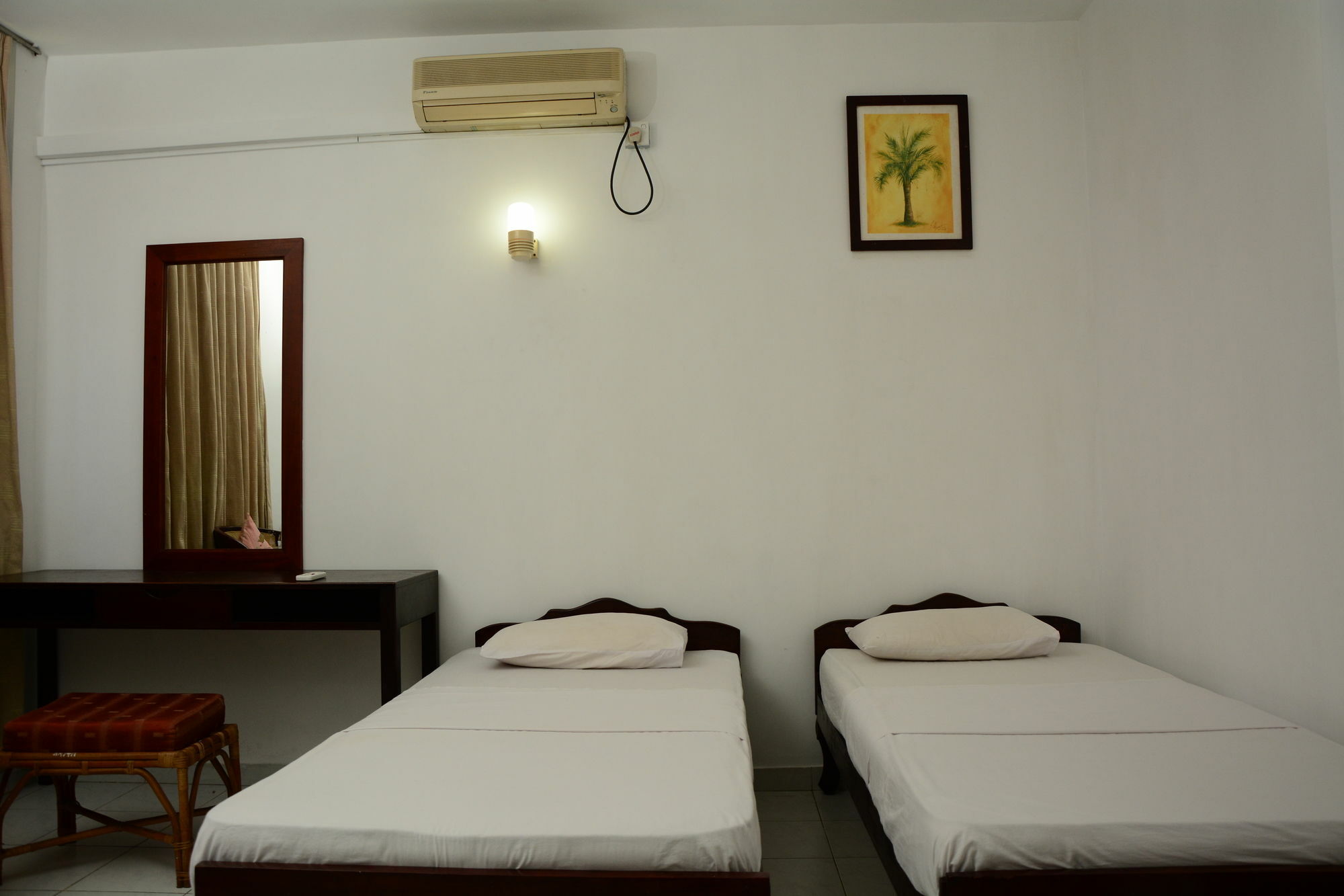 Ykd Tourist Rest Hikkaduwa Hotel Eksteriør billede